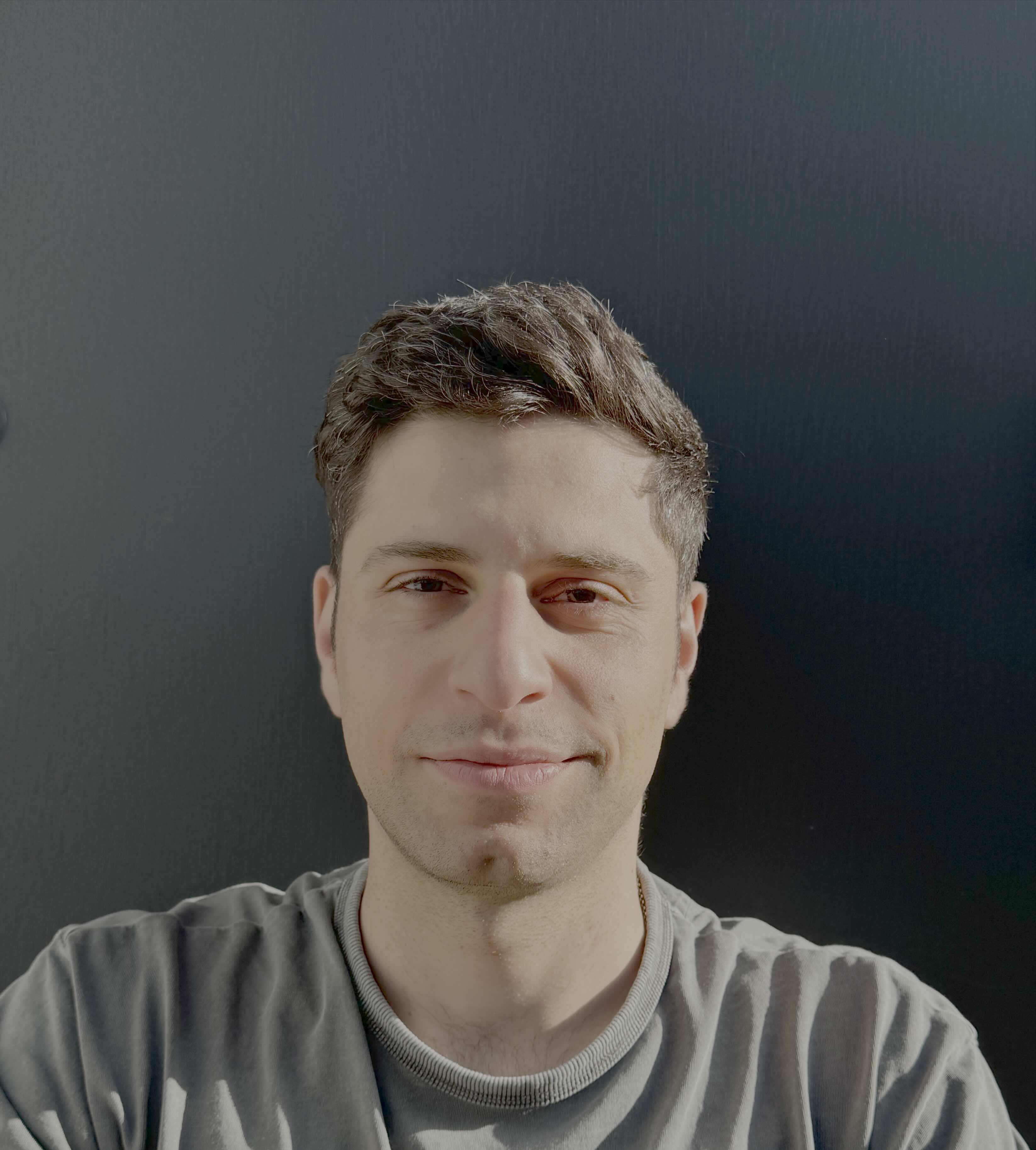 Portrait of Simon Beirouti.